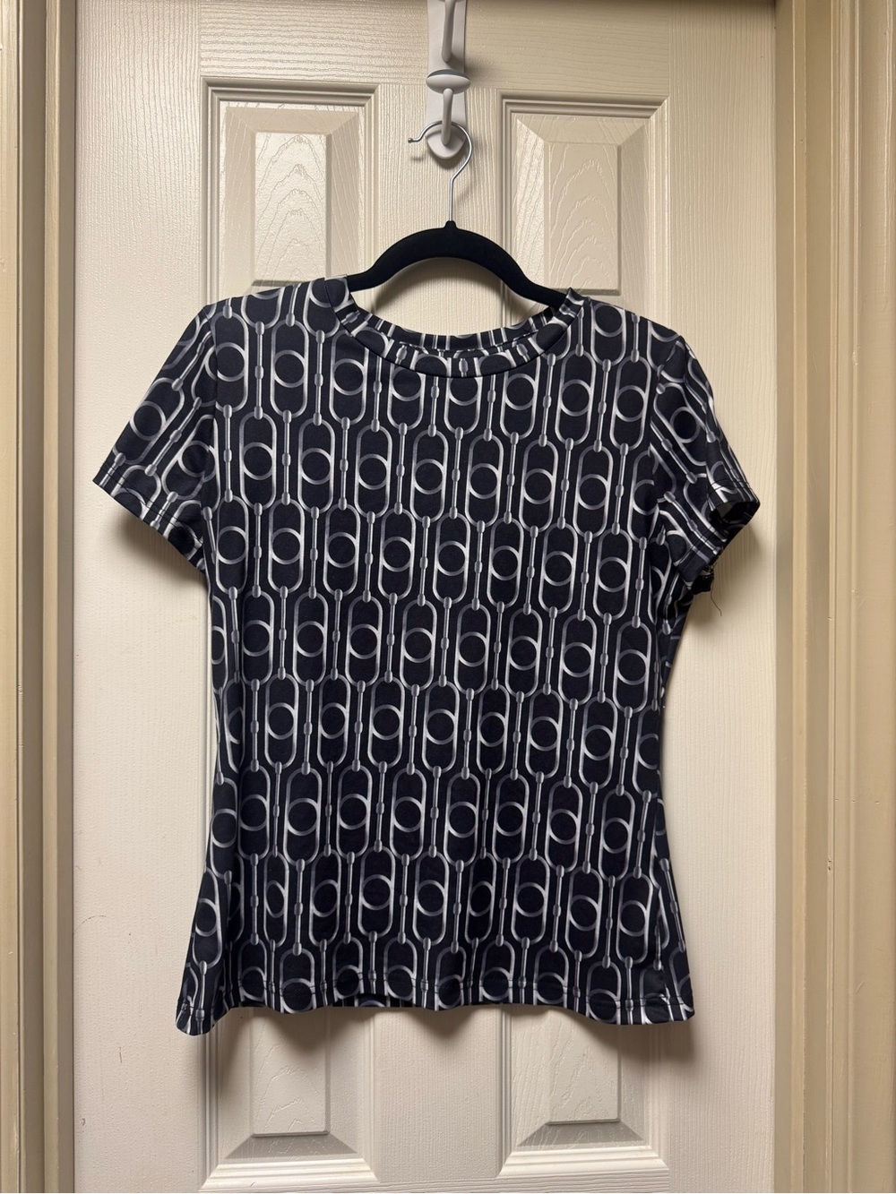 SHEIN SIZE XL Black & White Geometric Short Sleeve Top
